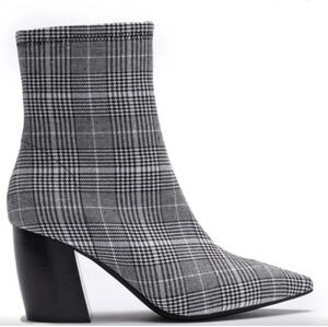 Jeffery Cambell  Siren plaid side zip booties SZ 8